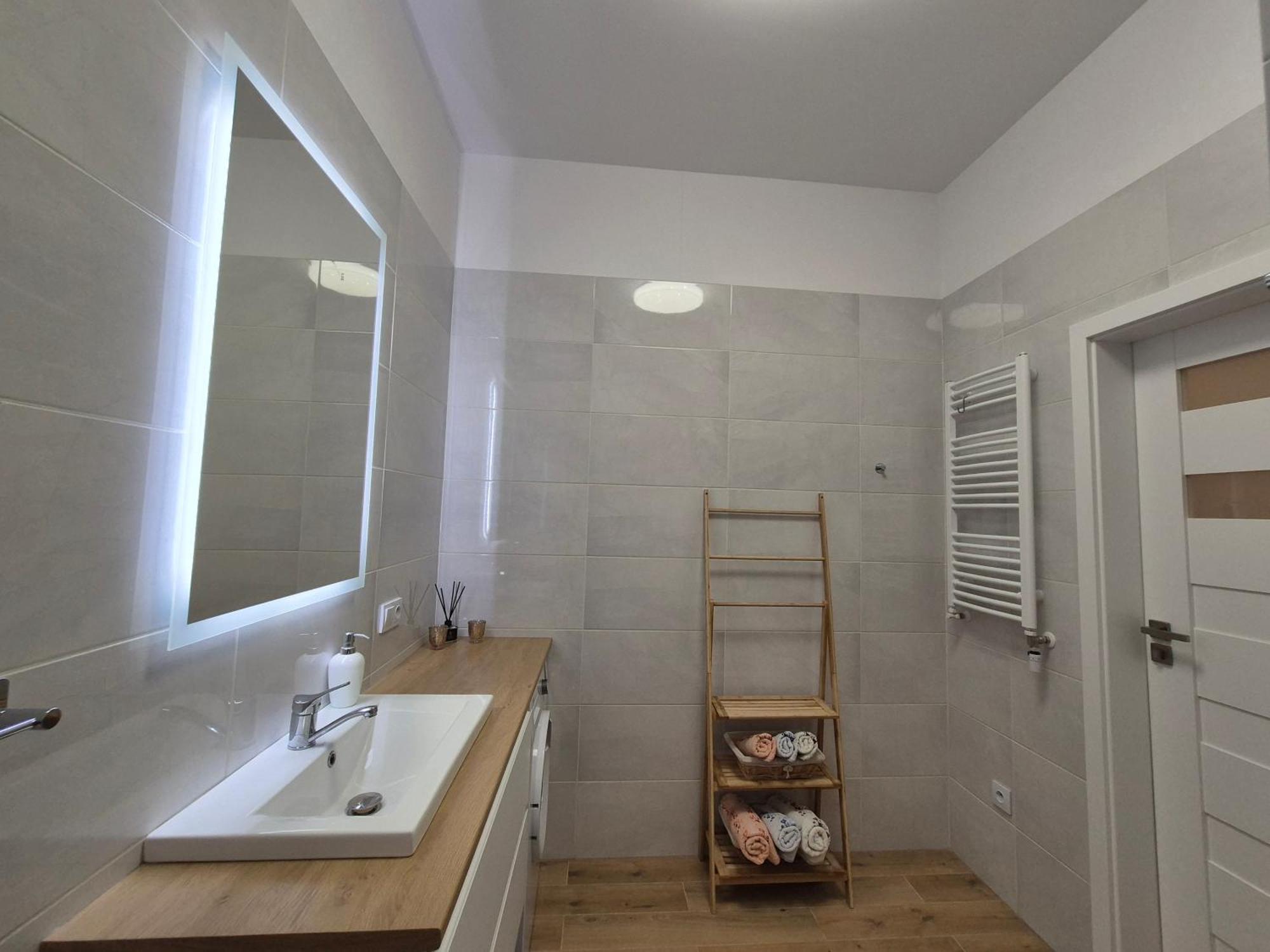 Duzy Komfortowy Apartament W Samym Centrum Przy Manufaktura I Piotrkowska, Blisko Zoo, Fala Leilighet Łódź Eksteriør bilde